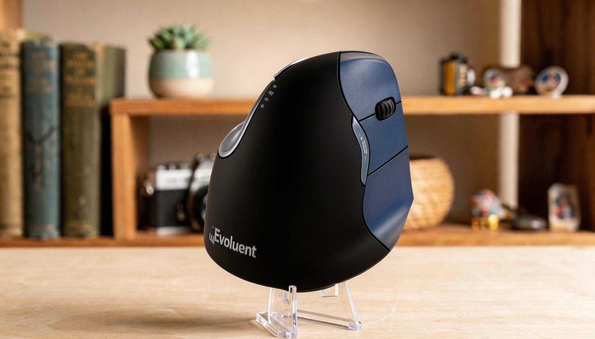 Evoluent VerticalMouse 4 Right Wireless